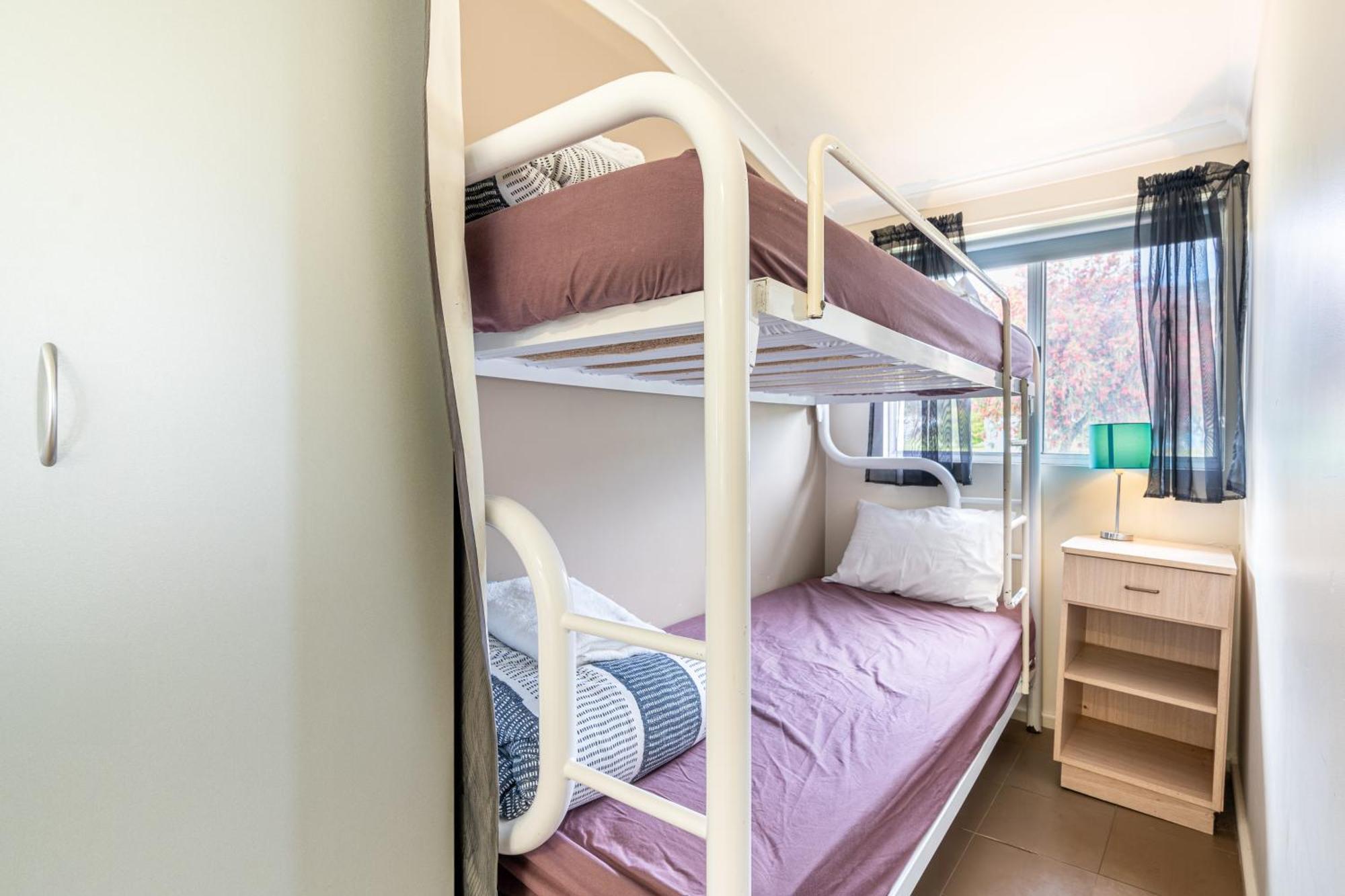 Tasman Holiday Parks - Albany Room photo